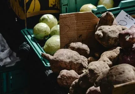 Groenten en aardappelen op de markt